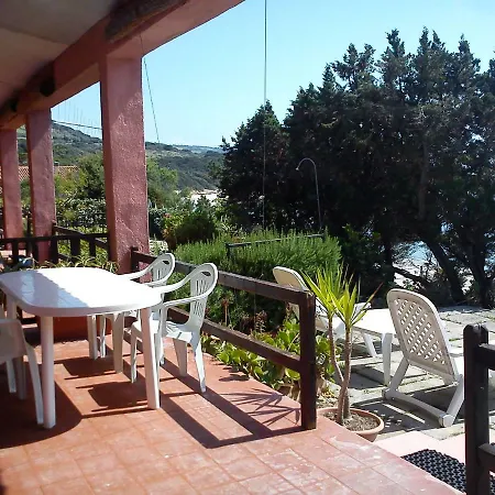 Apartment Fronte Mare Isola Rossa